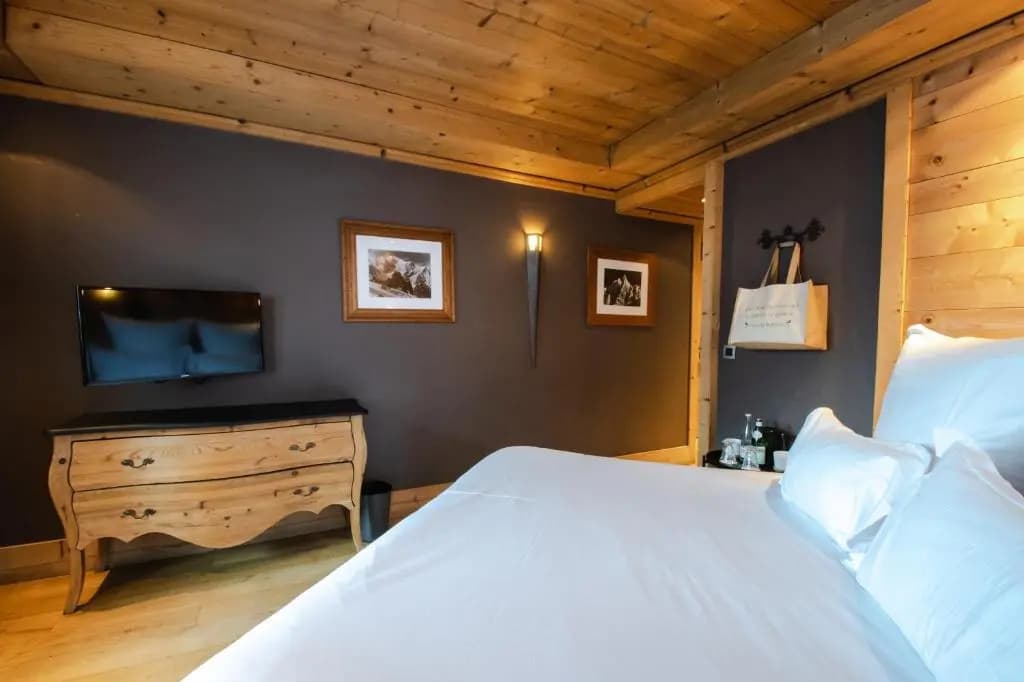 Hotel-Chalet de Tradition Hotel Hermitage - Photo 2