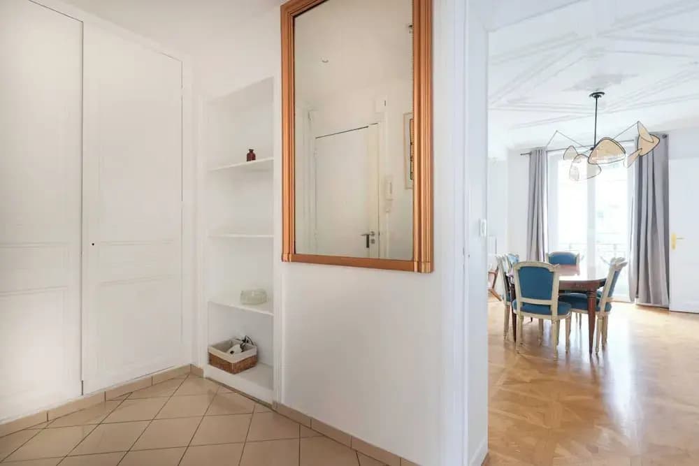 Elegant Apartment for 4 People - Photo 5