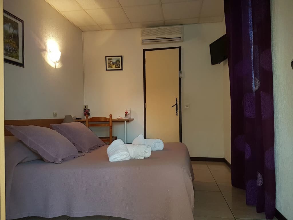 Le Relais des Lavandins - Photo 2