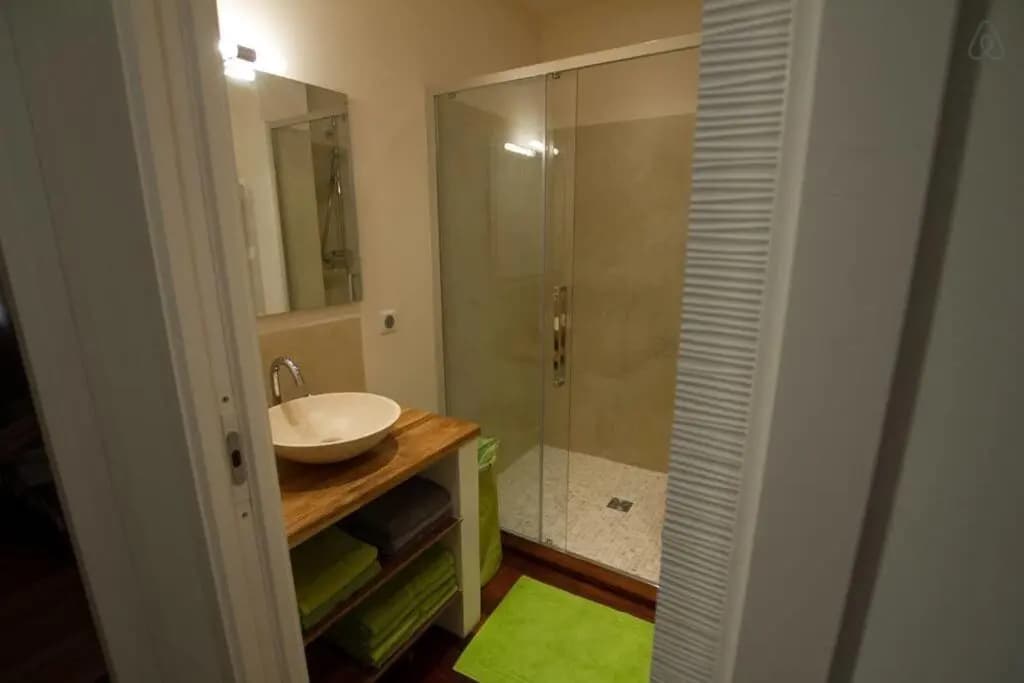Pretty 3 rooms in the city center - Miniature 6