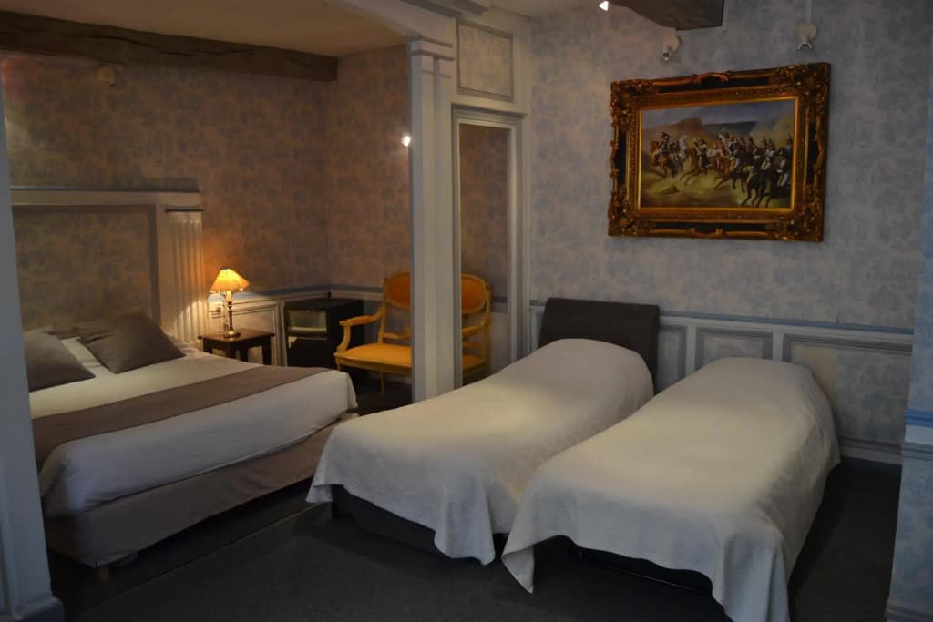 Brit Hotel Les Comtes de Champagne Centre Historique - Photo 4