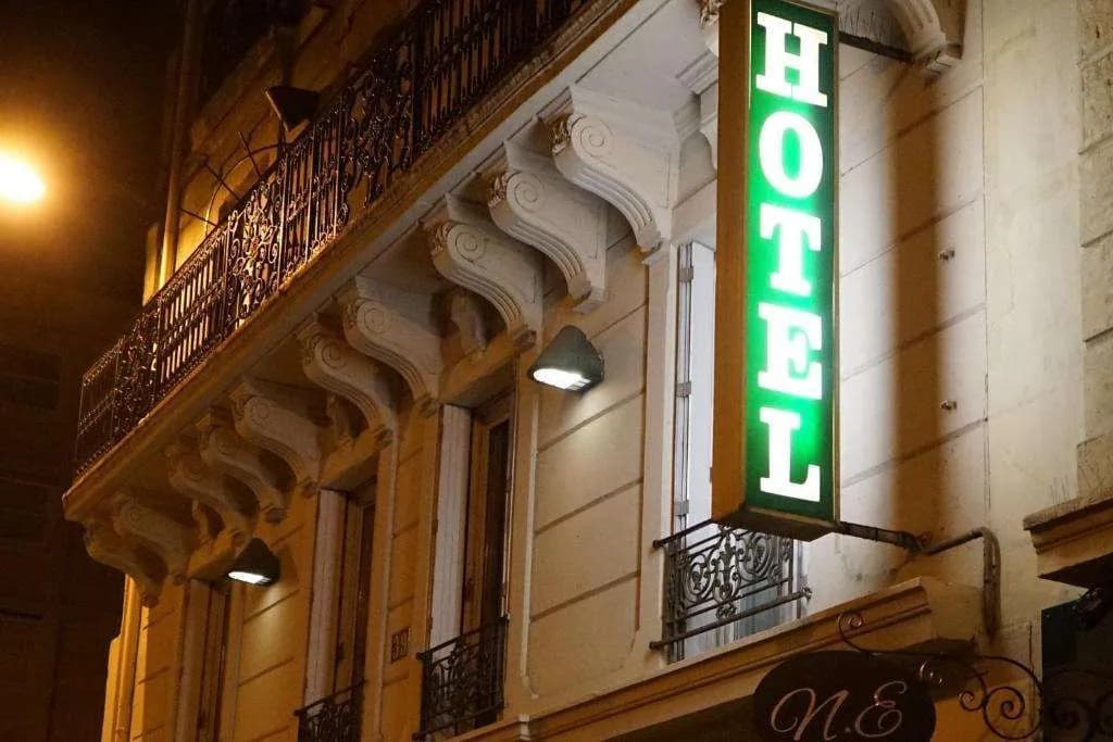 Hôtel Pierre Nicole - Photo 1
