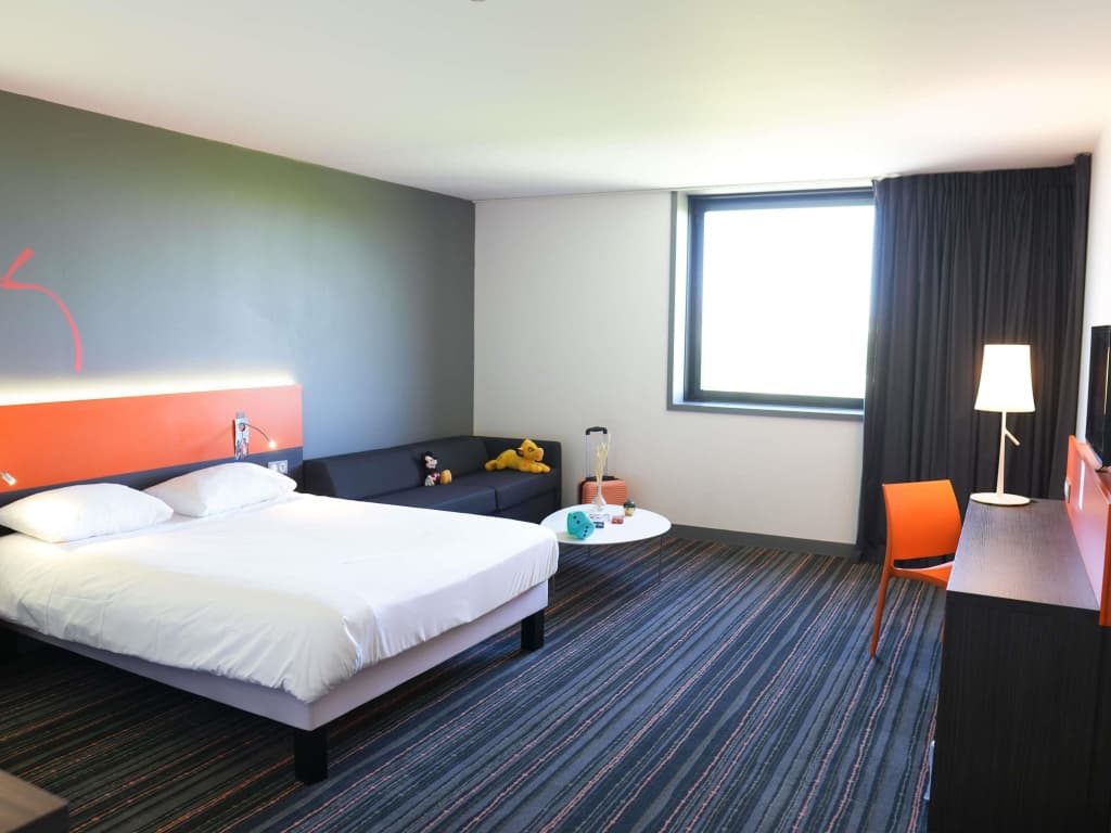 Ibis Styles Caen Centre Gare - Photo 4