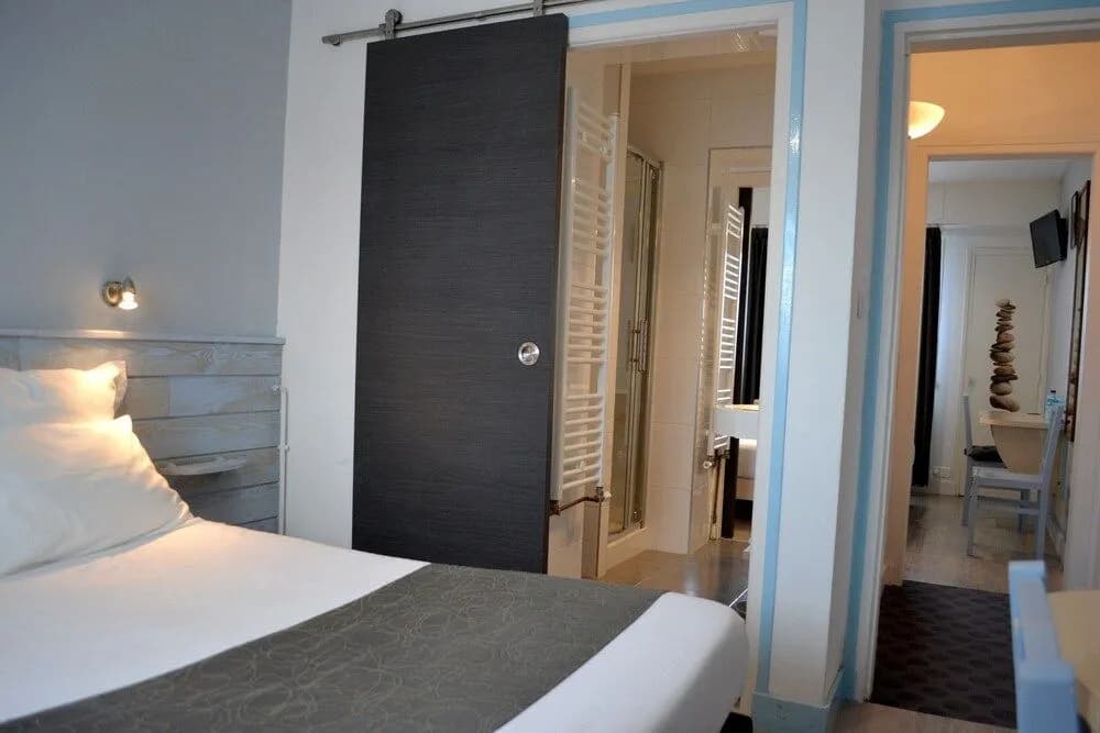 Hotel De Bretagne - Photo 4