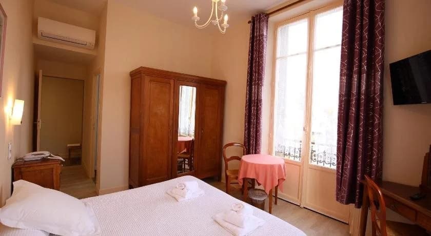 Hotel  Restaurant Castel Regina - Photo 5