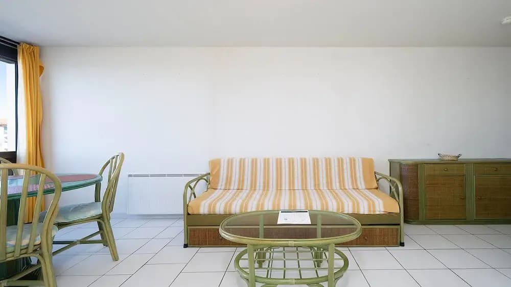 Apartment in Agde With Direct Beach Access - Miniature 7
