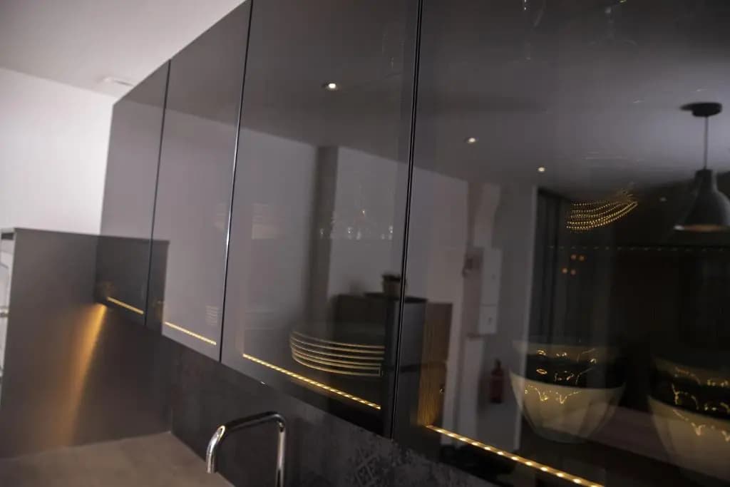 Triplex de luxe 110 m2 hyper centre jacuzzi - Miniature 7
