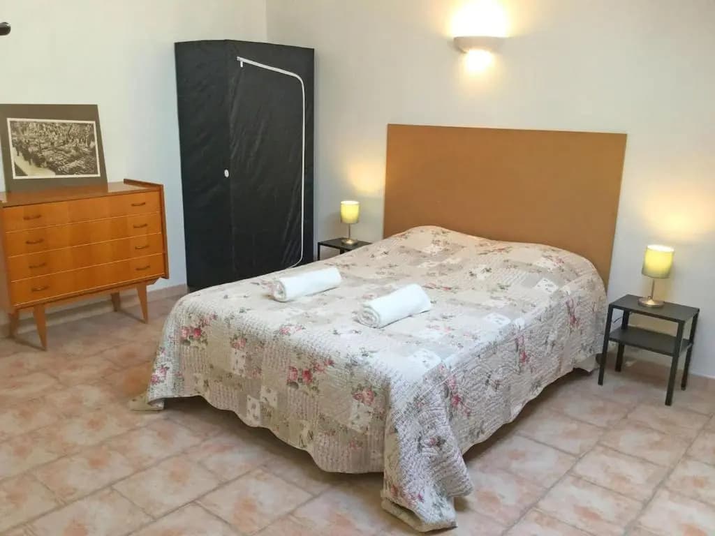 Grande Maison Familiale Avec Piscine Privée Et Climatisation, 10 Personnes, Très Grand Jardin, Située Aux Vignères, Proche...