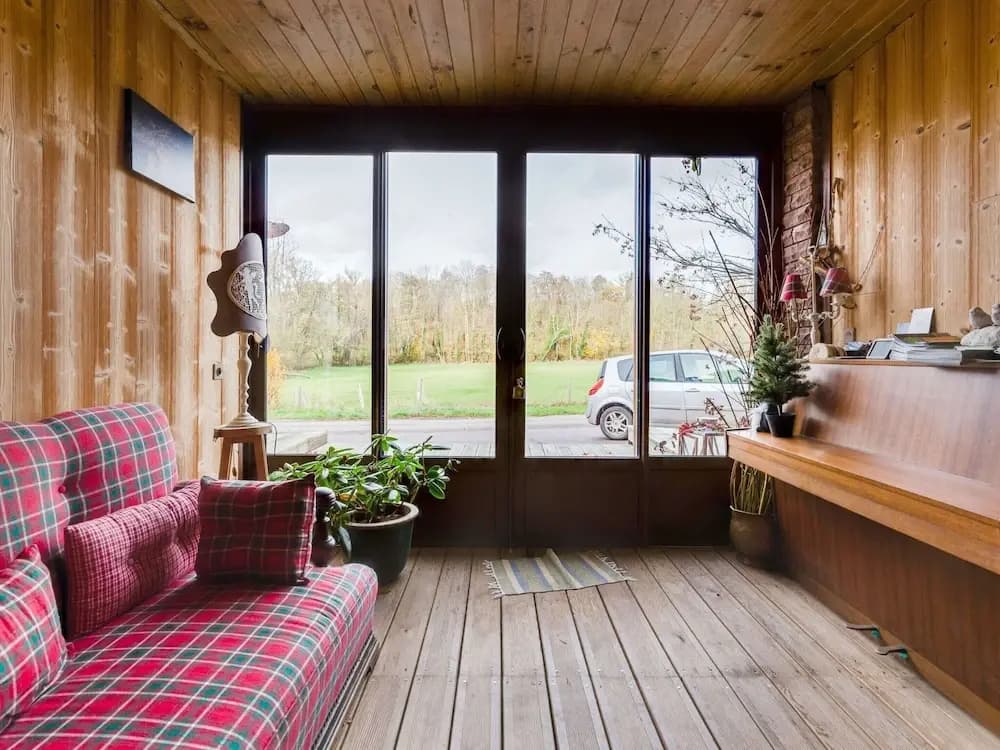 Holiday Home in Auvergne With Roofed Garden and Terrace - Miniature 7