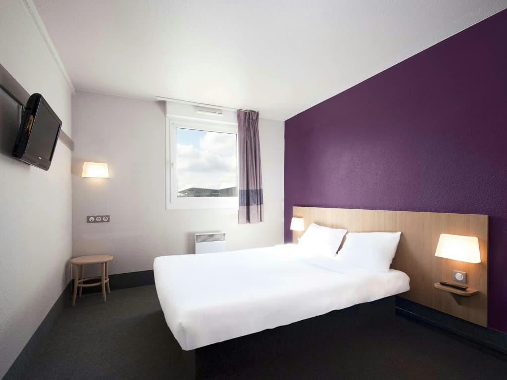 B&B HOTEL Lyon Grand Stade Meyzieu - Photo 5