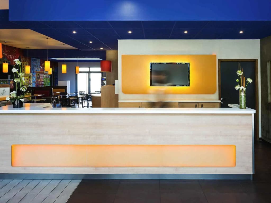 ibis budget Lyon Centre - Gare Part-Dieu - Photo 2