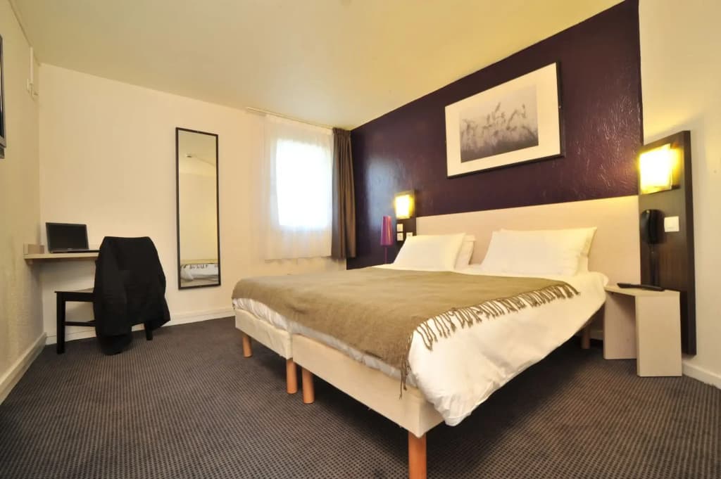 Brit Hotel Confort Lyon Dardilly - Photo 4