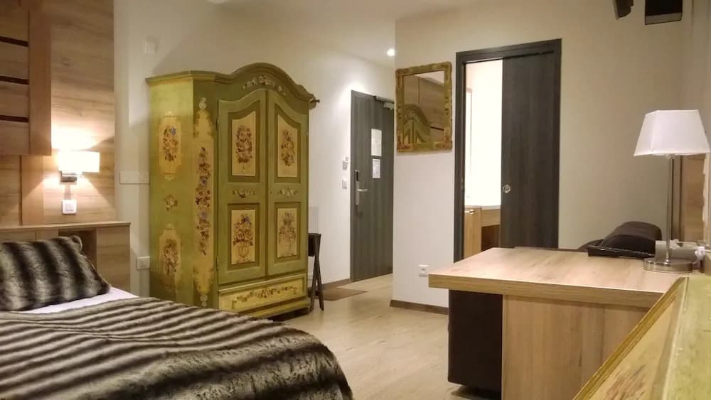 Hotel La Valle Blanche - Photo 2