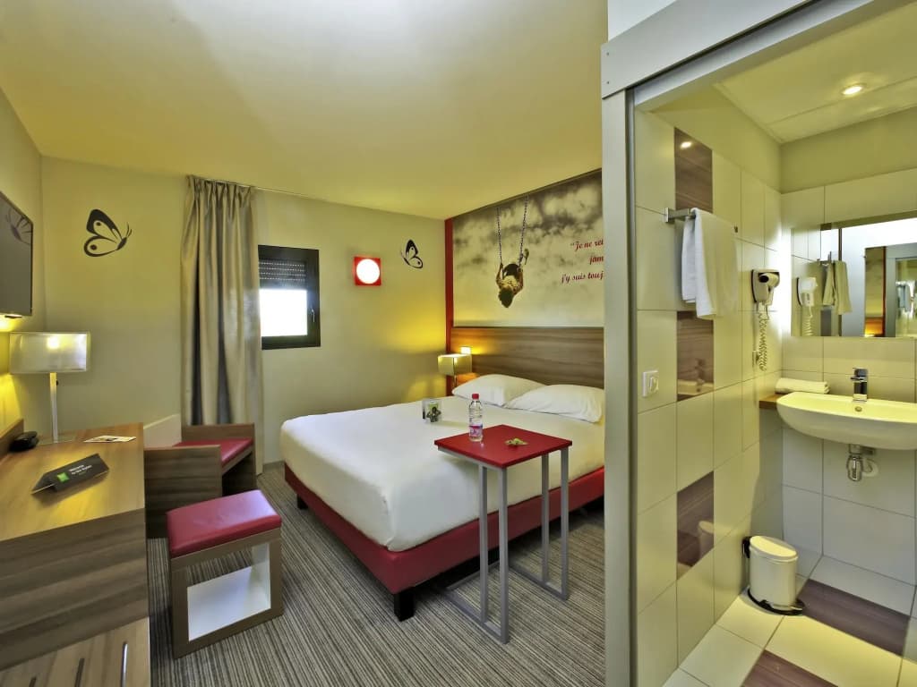 ibis Styles Castres - Photo 5