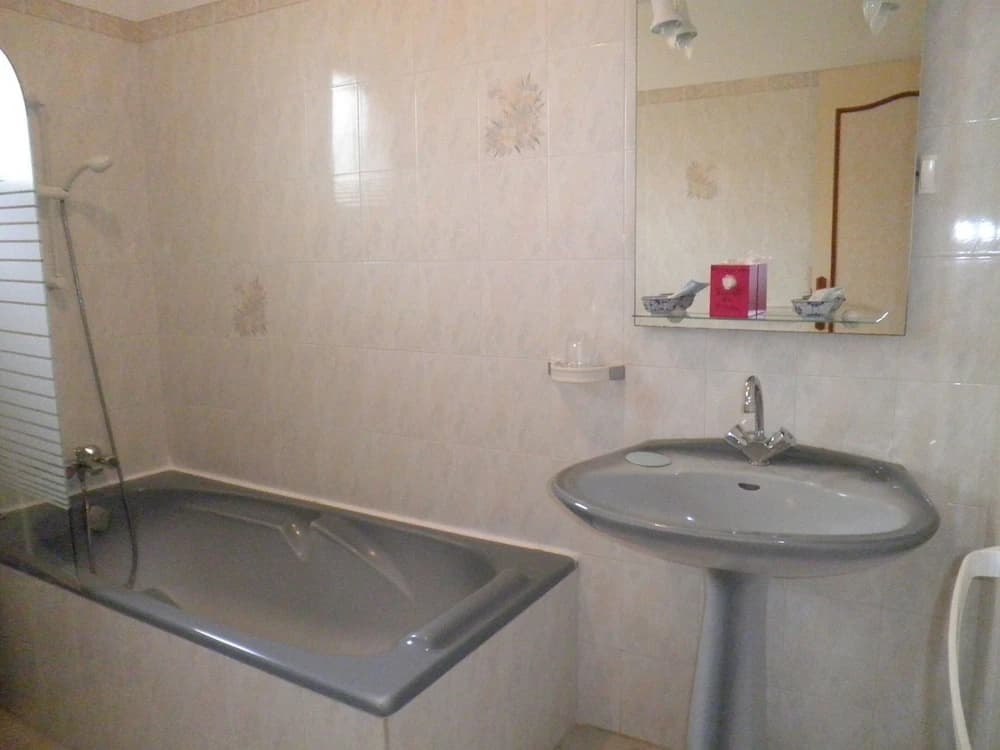 Chambres Dhtes Les Nefliers - Miniature 6