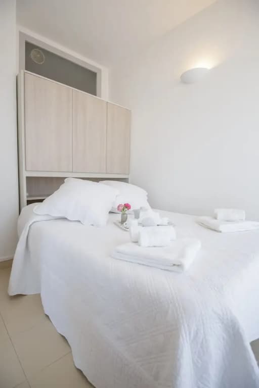 Beautiful Apartment near the sea - Miniature 6