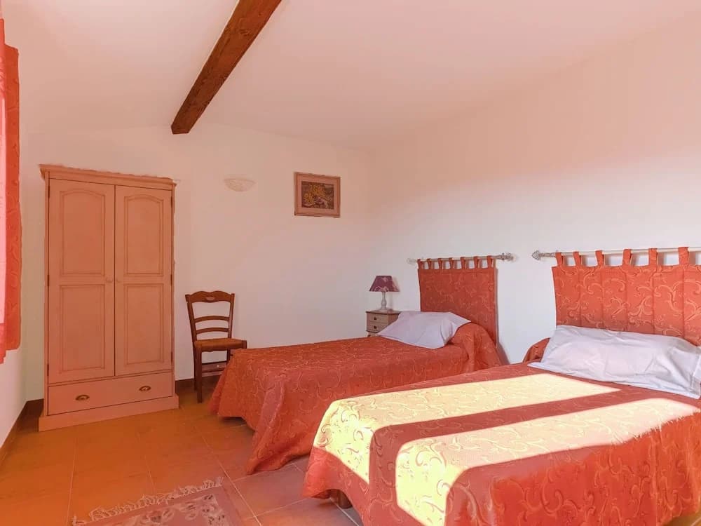 Holiday Home in Bormes-les-mimosas Near Sea - Photo 4