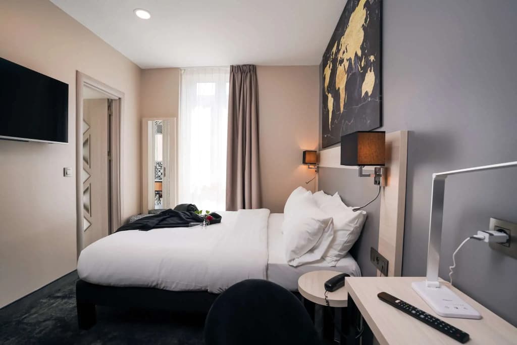 Hotel Univers - Photo 4