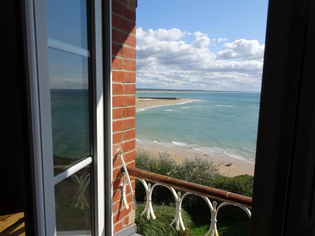 Villa in Normandy With Beach Access - Miniature 6