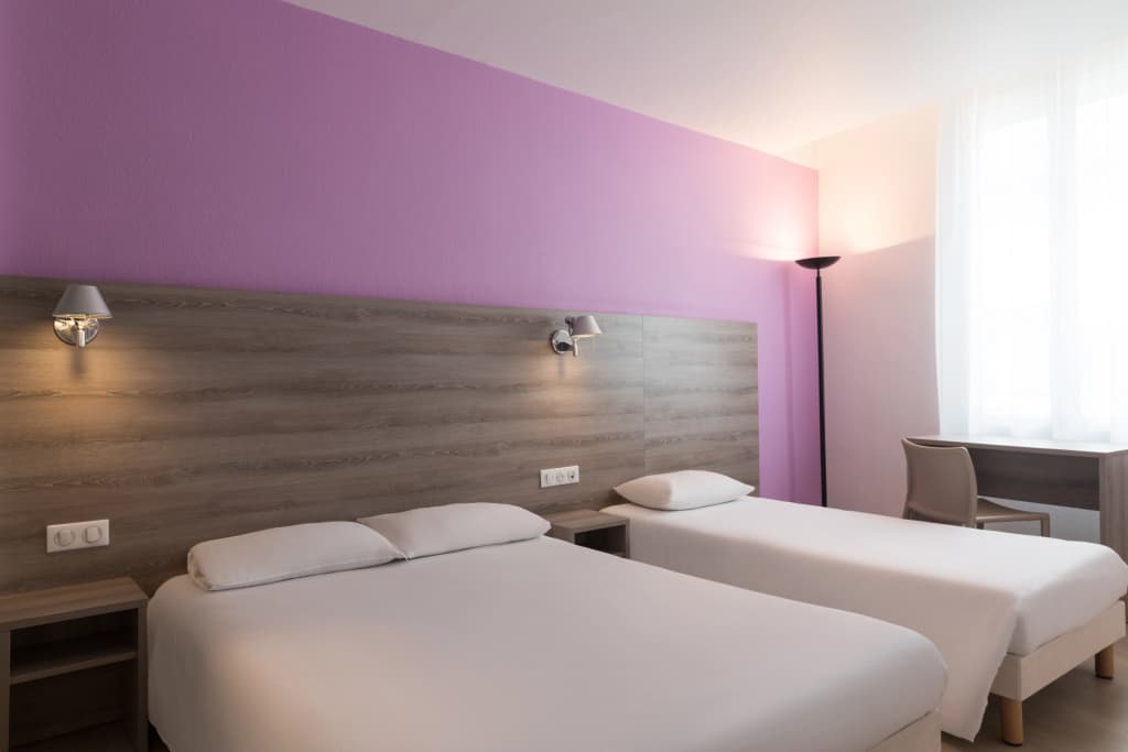 BRIT HOTEL CONFORT NEVERS Centre Gare - Photo 3
