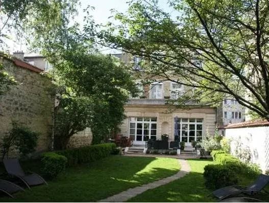 La Demeure des Sacres - Photo 1