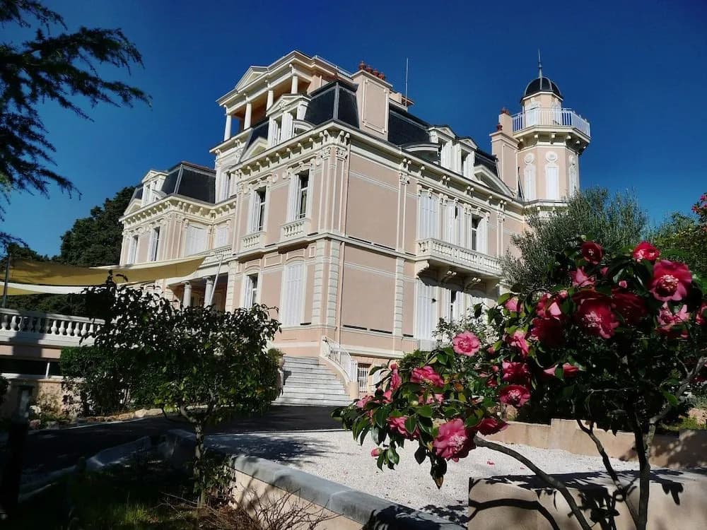 Les Tourelles - Photo 1