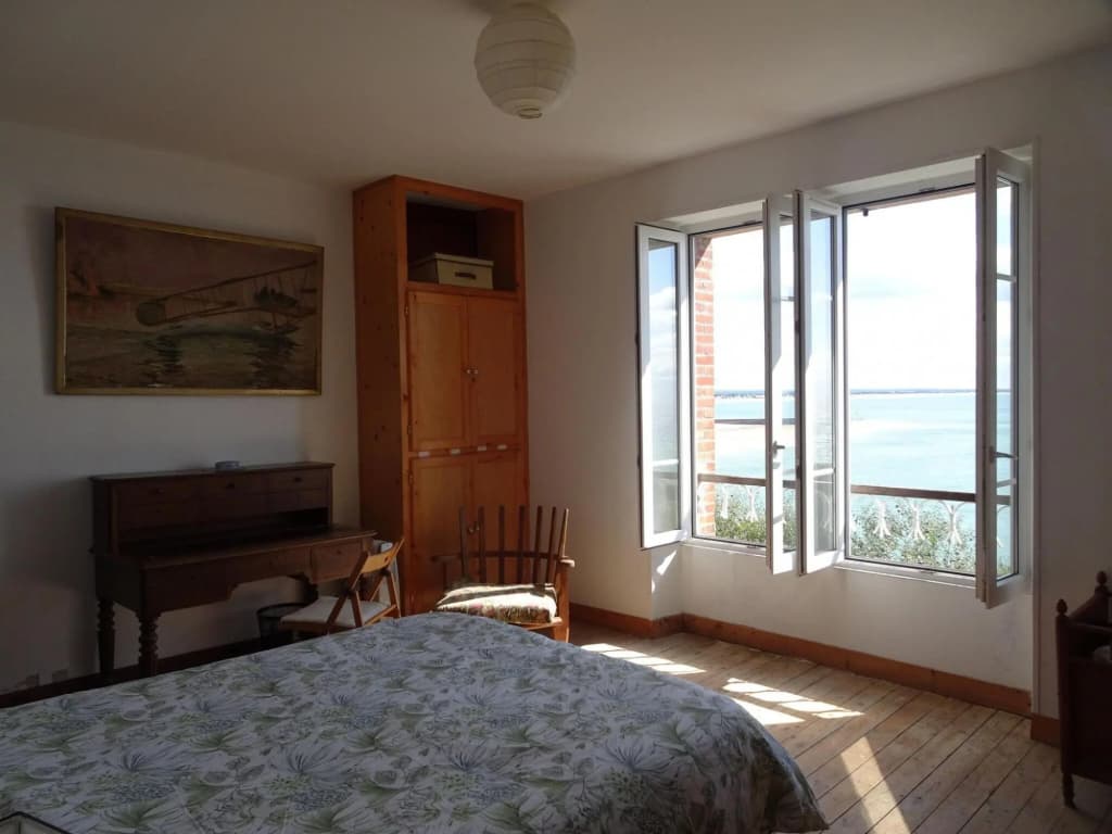 Villa in Normandy With Beach Access - Photo 3