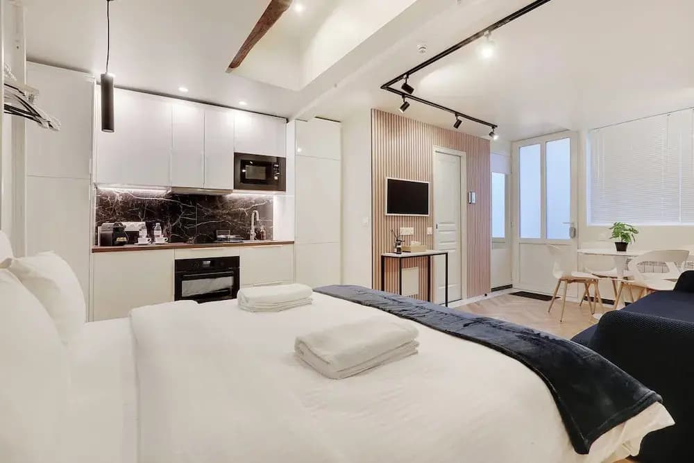 Elegant 4P Studio in the Heart of Montmartre - Paris - Photo 1