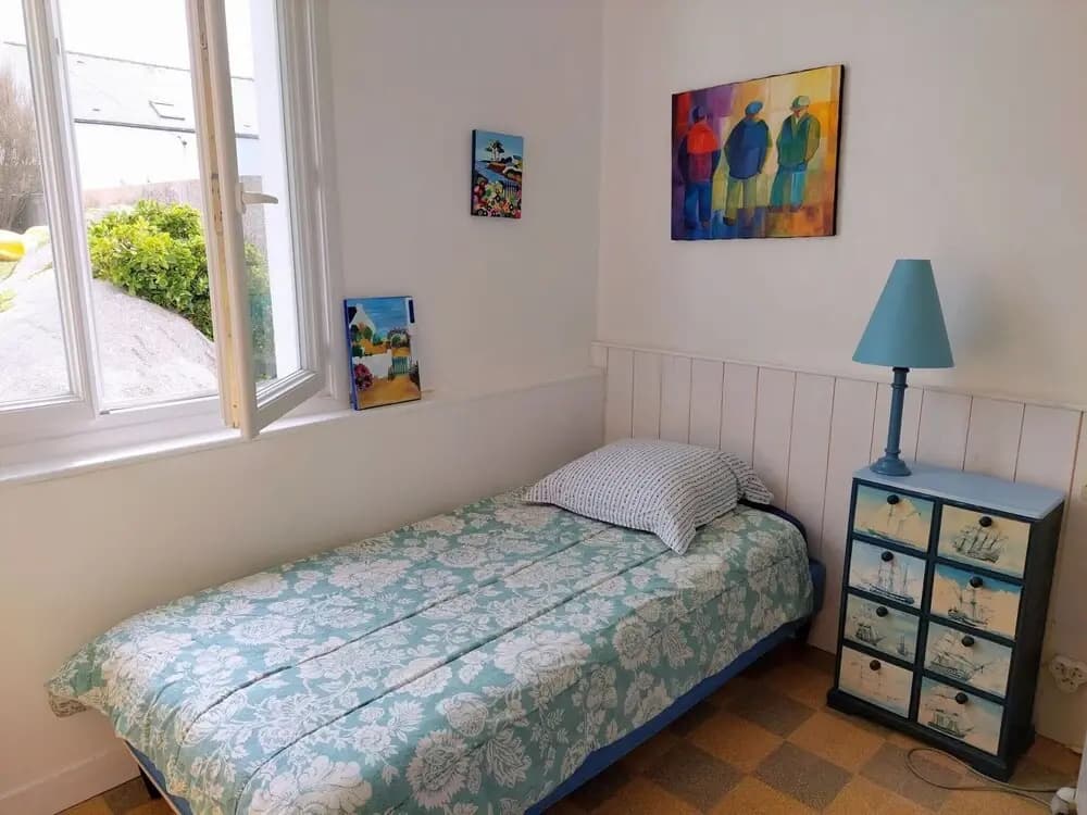 Fisherman's House in Brittany by the Sea - Miniature 6