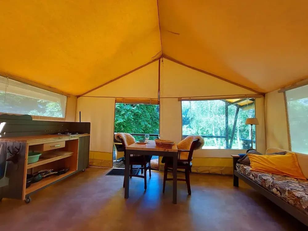 Romantic Safari Tent Lodge - Photo 4