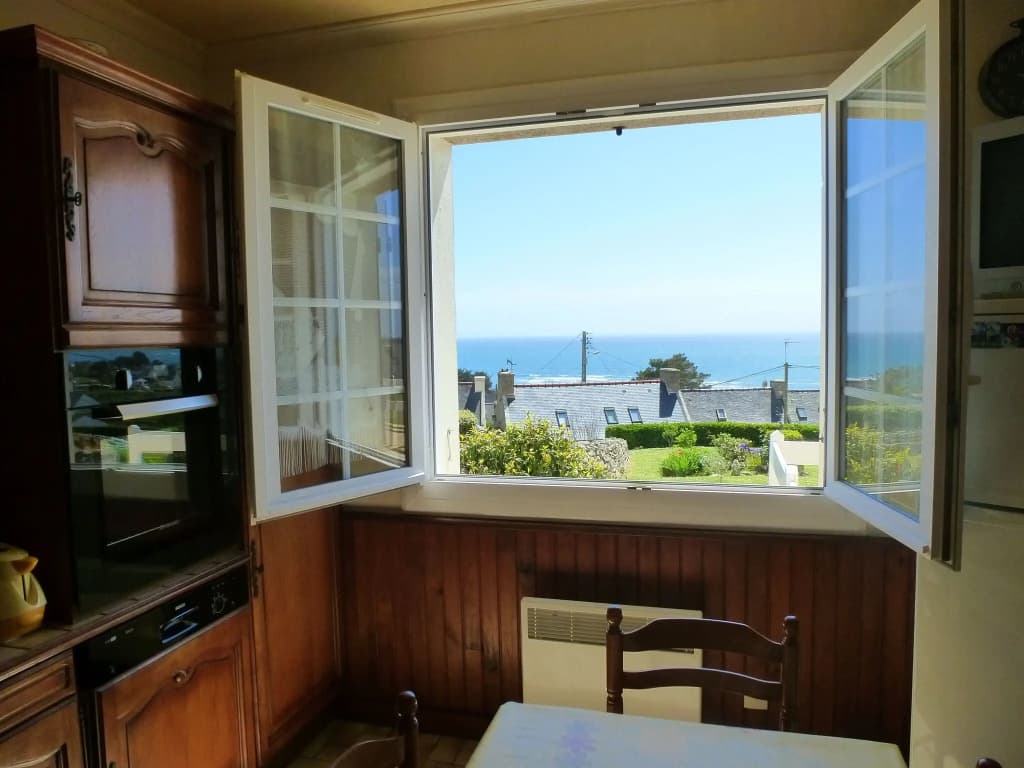 Holiday Home in Plouhinec With Sea Views - Photo 5