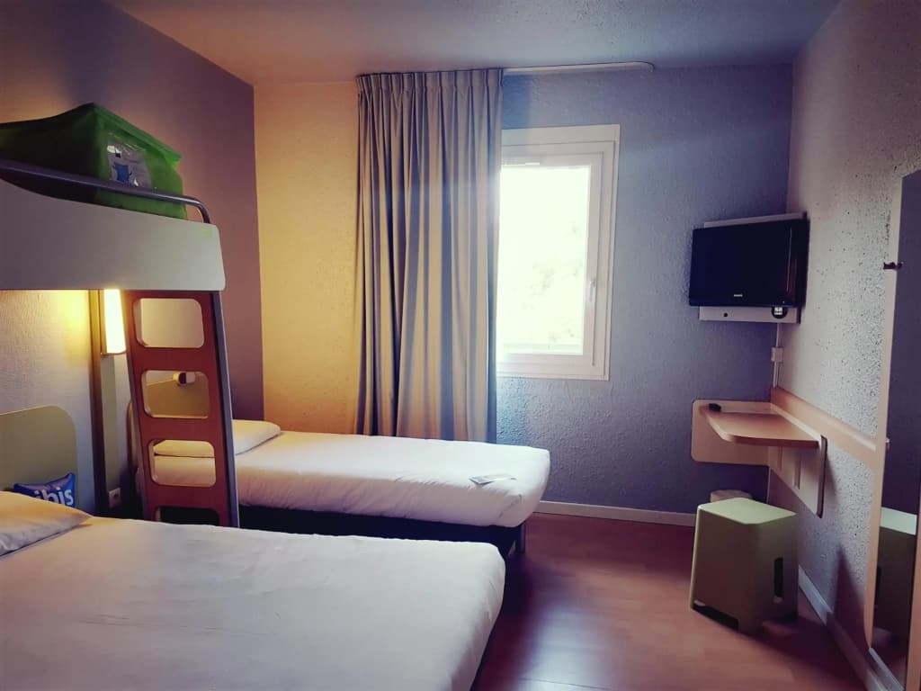 ibis budget Arles Palais des Congrès - Photo 2