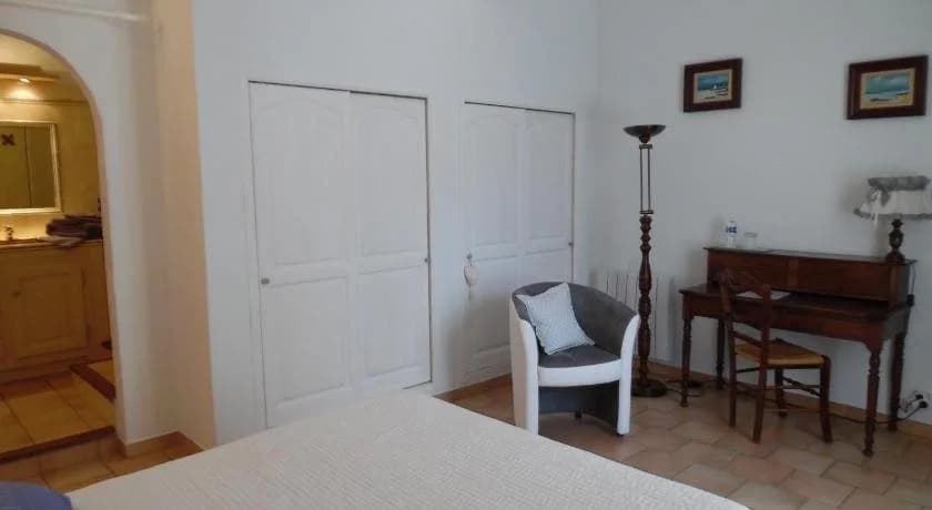 Le Mas du Platane - Photo 2