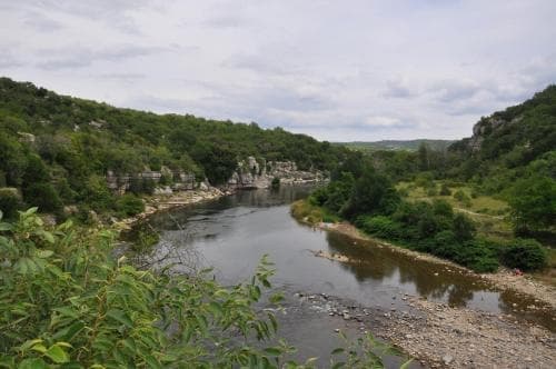 Camping Les Rives d'Auzon - Photo 2