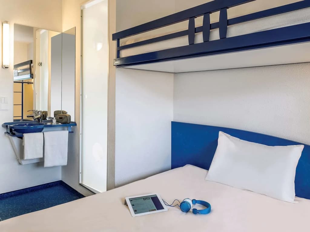 ibis budget Amboise - Photo 5