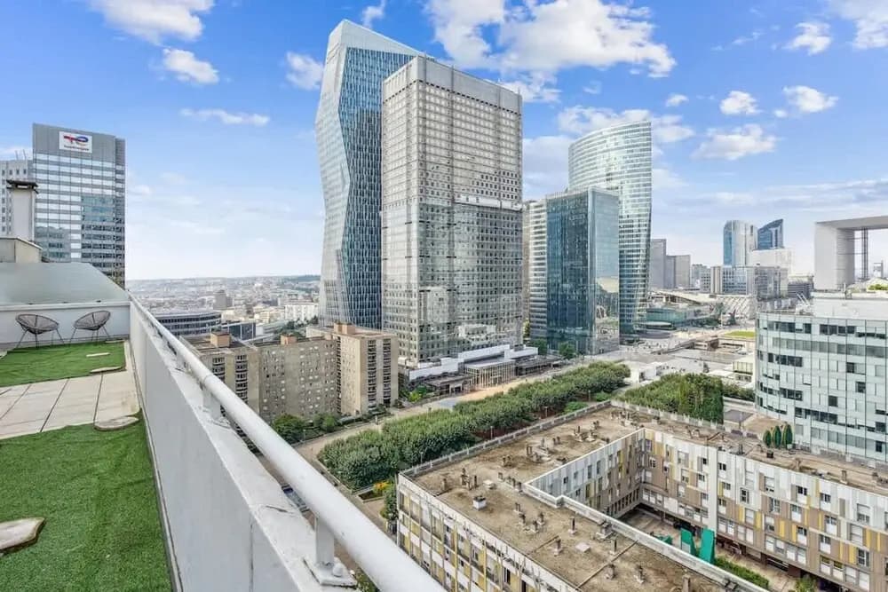Exceptional Apartment With Terrace - La D Fense - Miniature 7