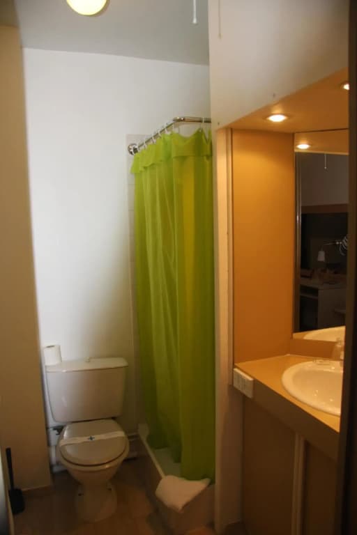 Brit Hotel Cherbourg Octeville - Photo 4