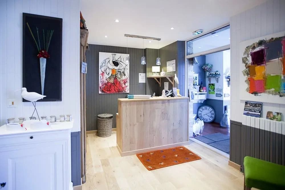 Logis Hotel Beausejour - Photo 2