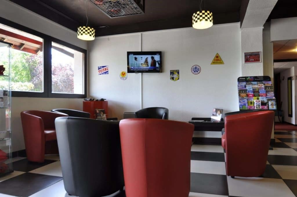 Enzo Hotels Vierzon By Kyriad Direct - Photo 2