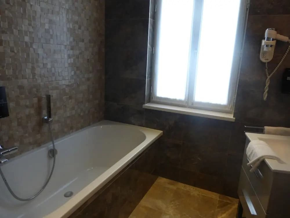 Hôtel Spa Thermalia - Miniature 8