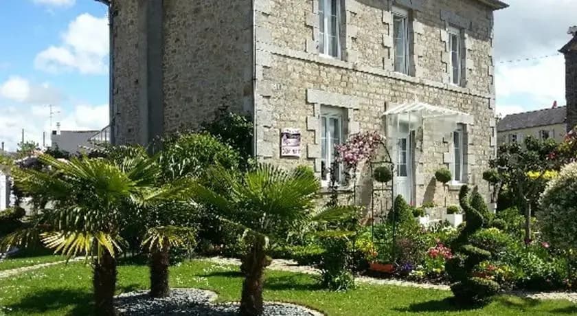Les Clématites du Mont Saint Michel - Photo 1