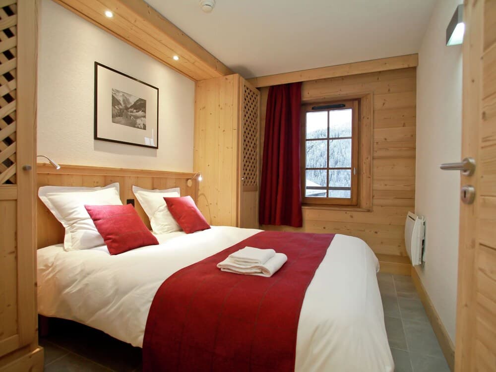 Central Chatel Getaway - Photo 4