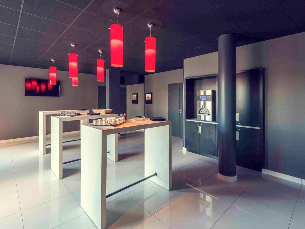 Hotel Mercure Cherbourg Centre Port - Photo 4