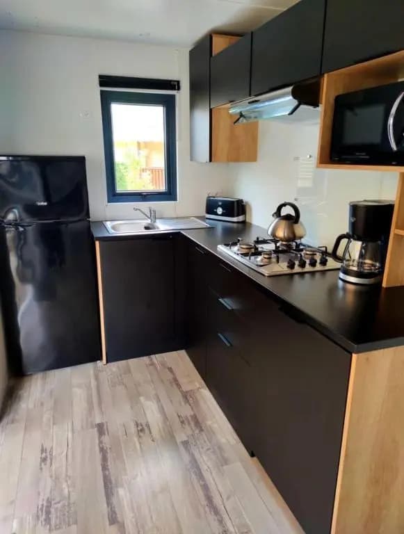 Logement camping 5 étoiles - Miniature 7