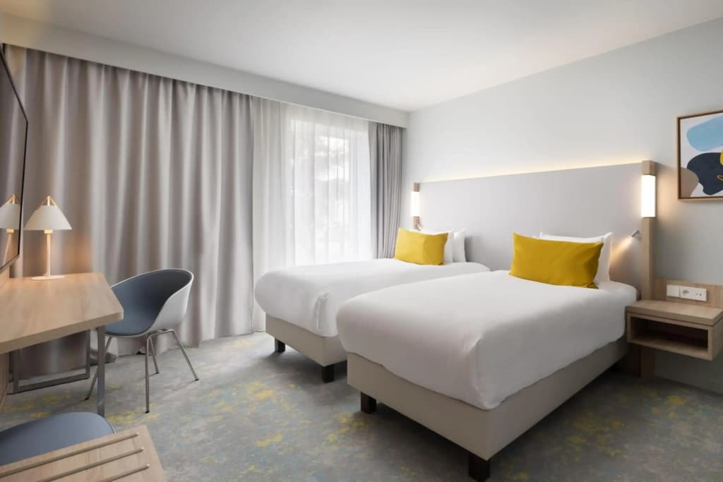 Courtyard by Marriott Paris Charles de Gaulle Central Airport - Photo 2