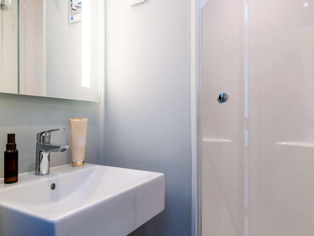 ibis budget Chatillon Paris Ouest - Miniature 7