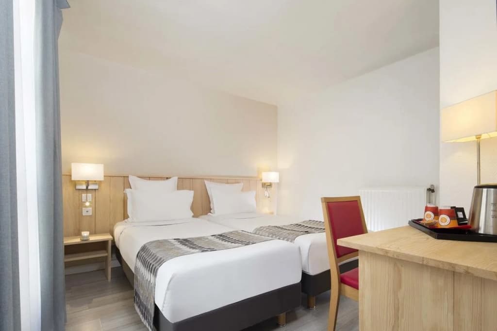 Hotel Le Compostelle - Photo 4