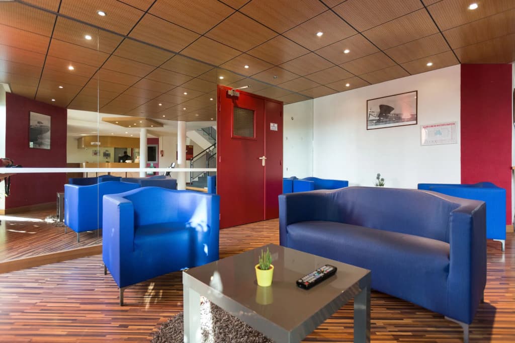 The Originals City, Hôtel Marseille Aéroport - Photo 2