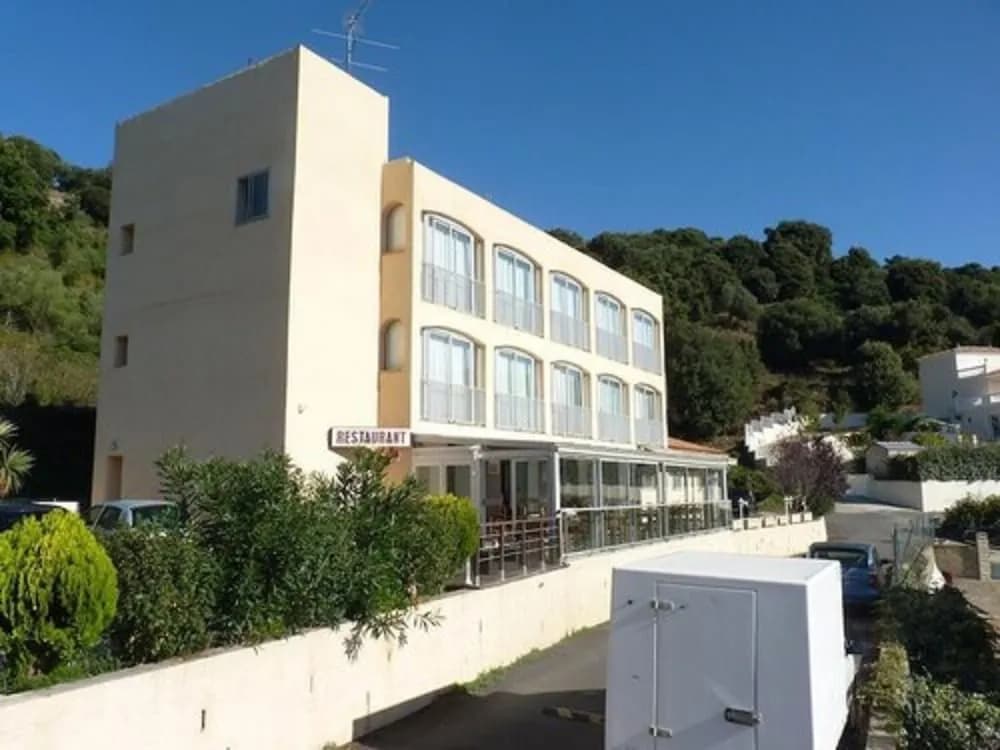 Hotel Alata - Photo 1