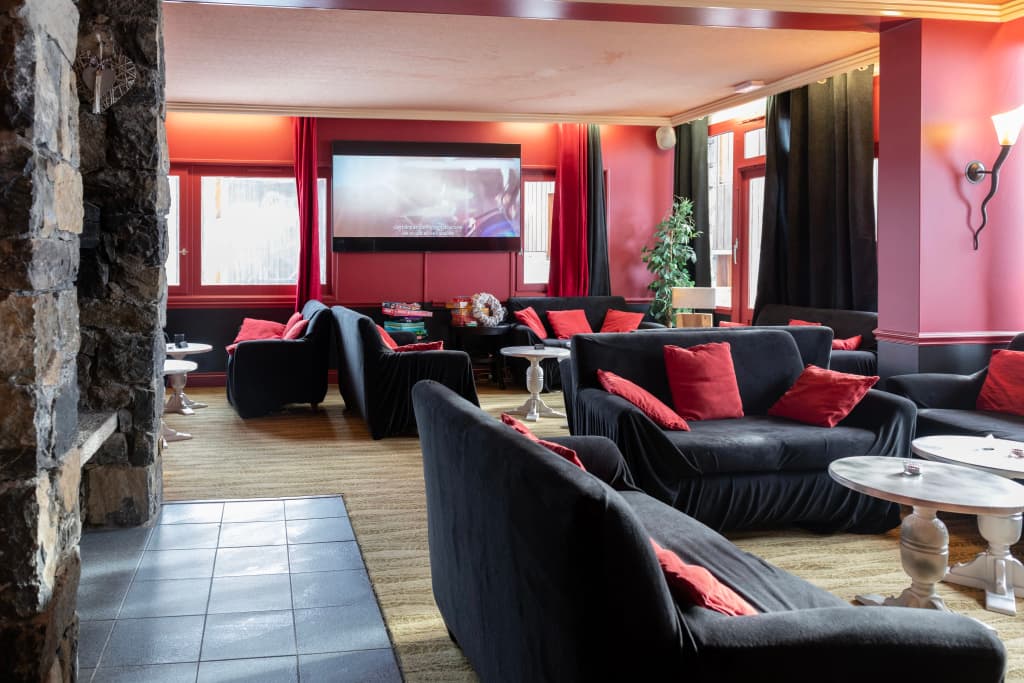 Hôtel La Tarentaise - Photo 2